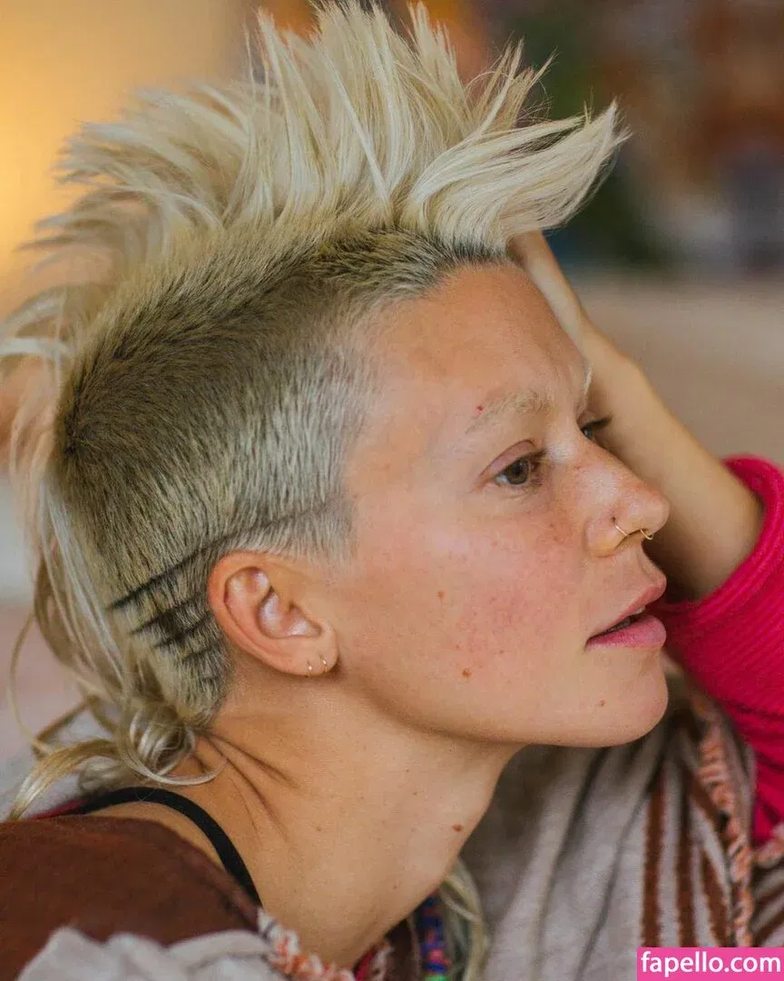 Meg Myers Onlyfans Photo Gallery 