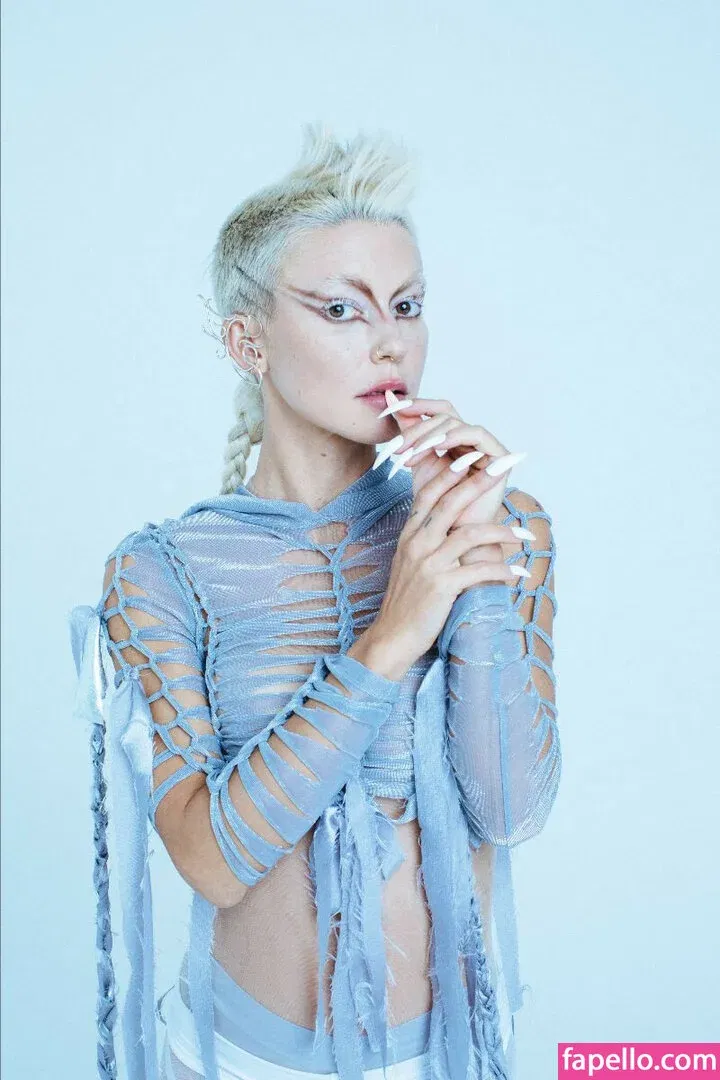 Meg Myers Onlyfans Photo Gallery 