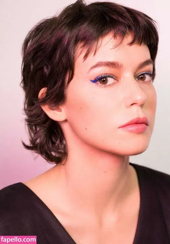 Meg Myers Onlyfans Photo Gallery 