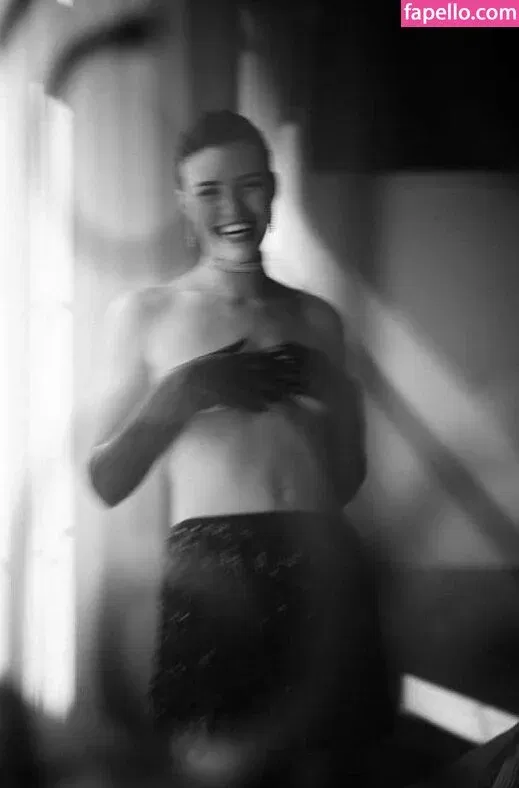 Vanessa Bartsch Onlyfans Photo Gallery 