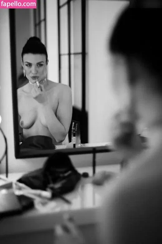 Vanessa Bartsch Onlyfans Photo Gallery 