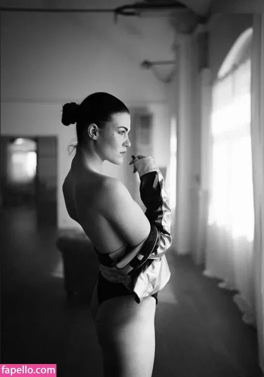 Vanessa Bartsch Onlyfans Photo Gallery 