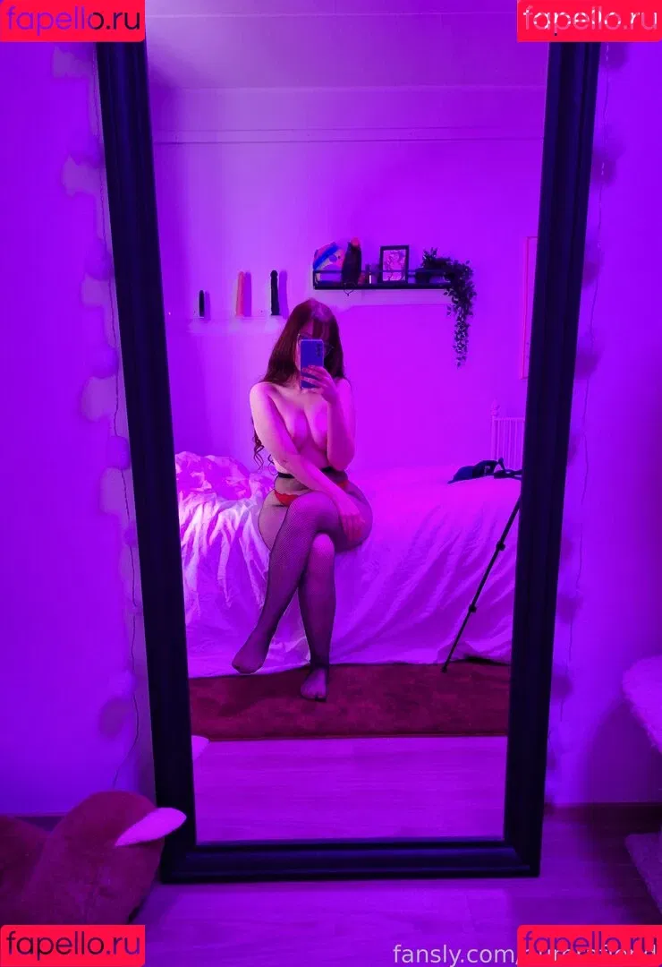 aurorafiend Onlyfans Photo Gallery 