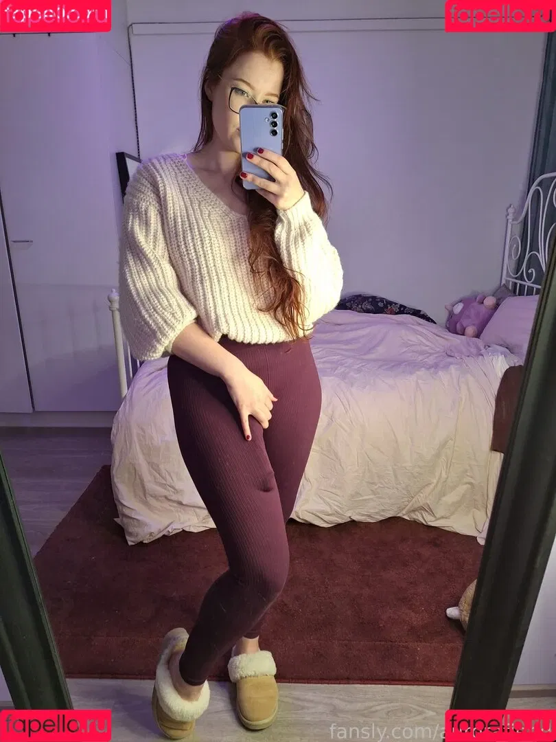 aurorafiend Onlyfans Photo Gallery 