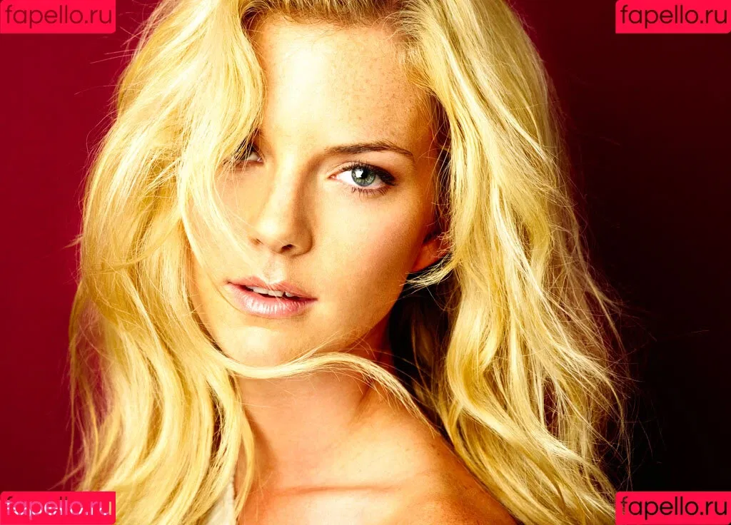 Cindy Busby Onlyfans Photo Gallery 