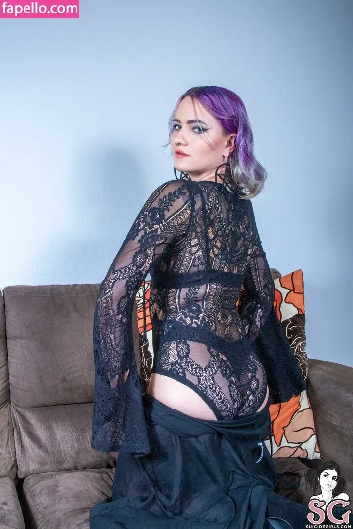 Wenchi Onlyfans Photo Gallery 