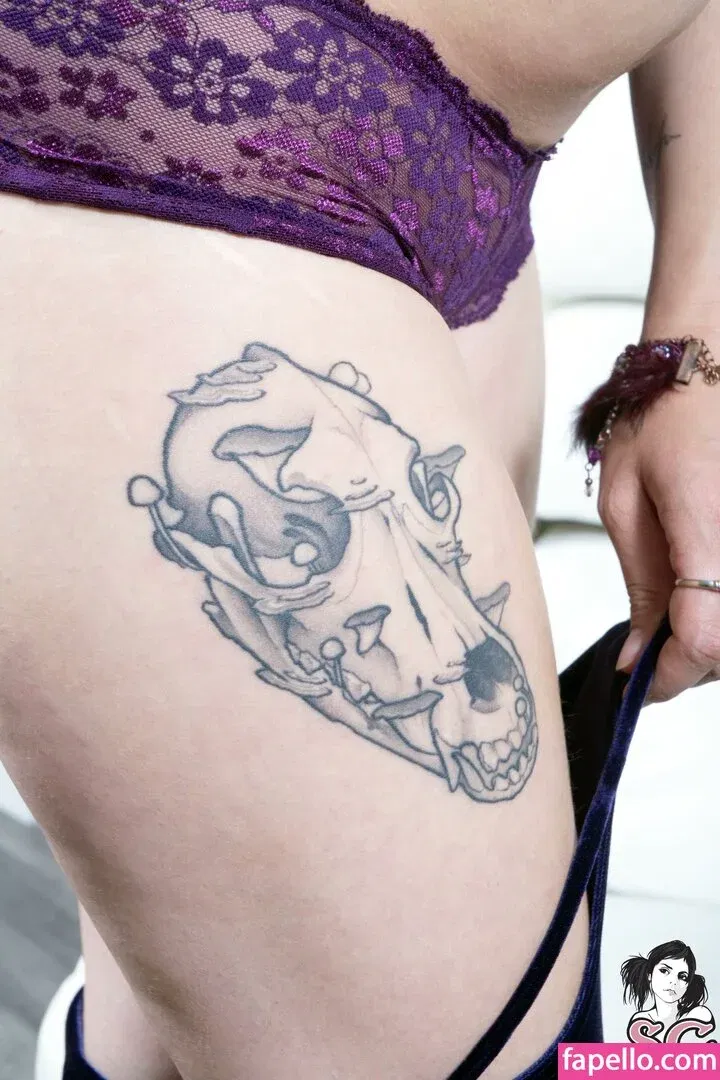 Wenchi Onlyfans Photo Gallery 