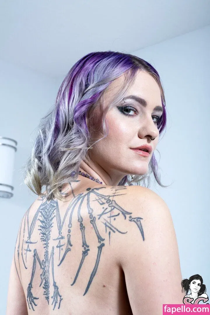 Wenchi Onlyfans Photo Gallery 