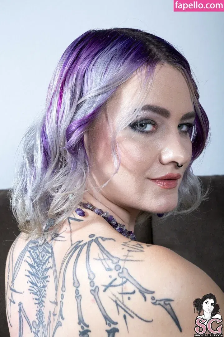 Wenchi Onlyfans Photo Gallery 