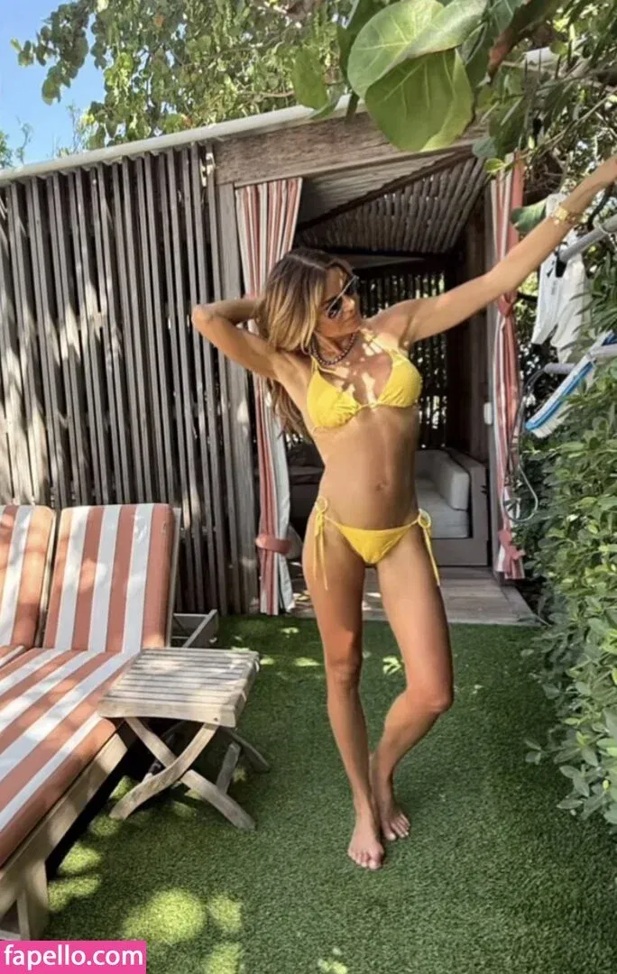 Kelly Bensimon Onlyfans Photo Gallery 