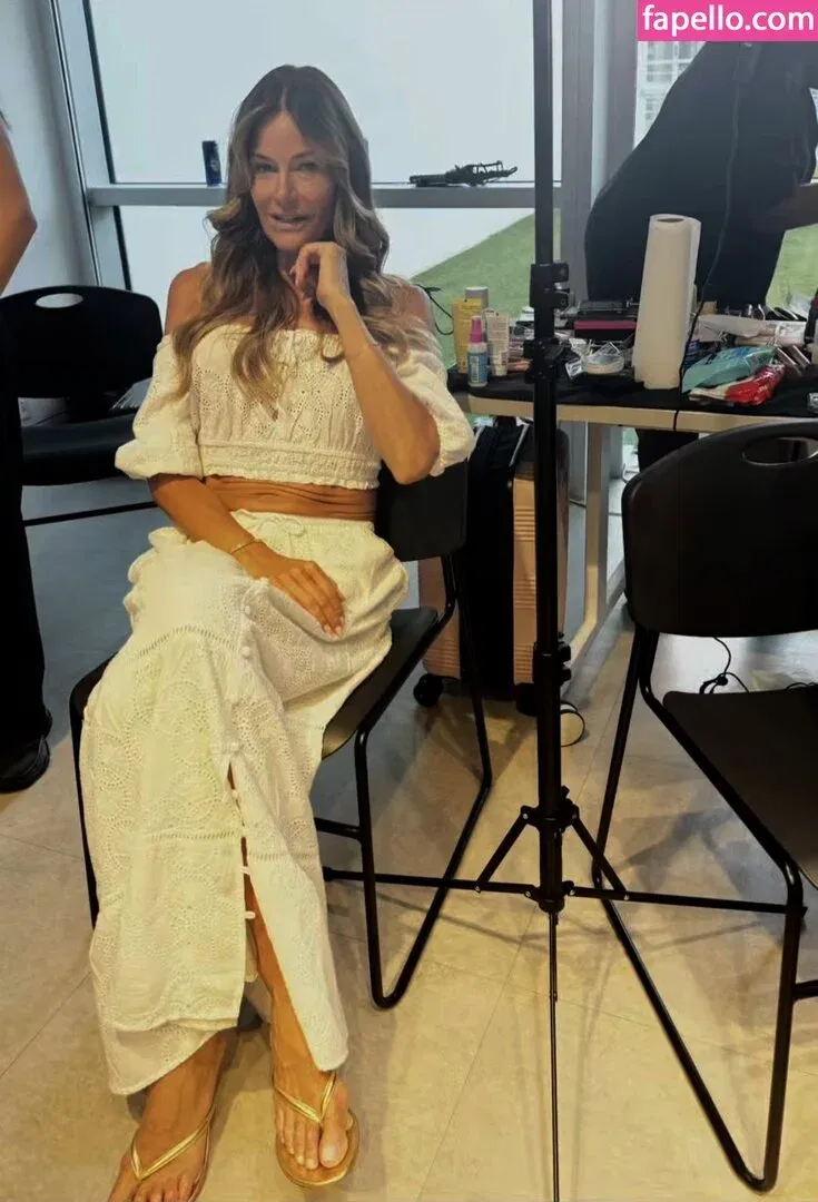 Kelly Bensimon Onlyfans Photo Gallery 