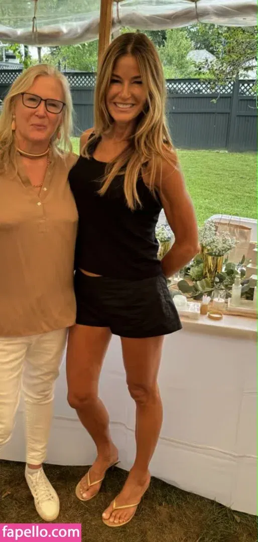 Kelly Bensimon Onlyfans Photo Gallery 