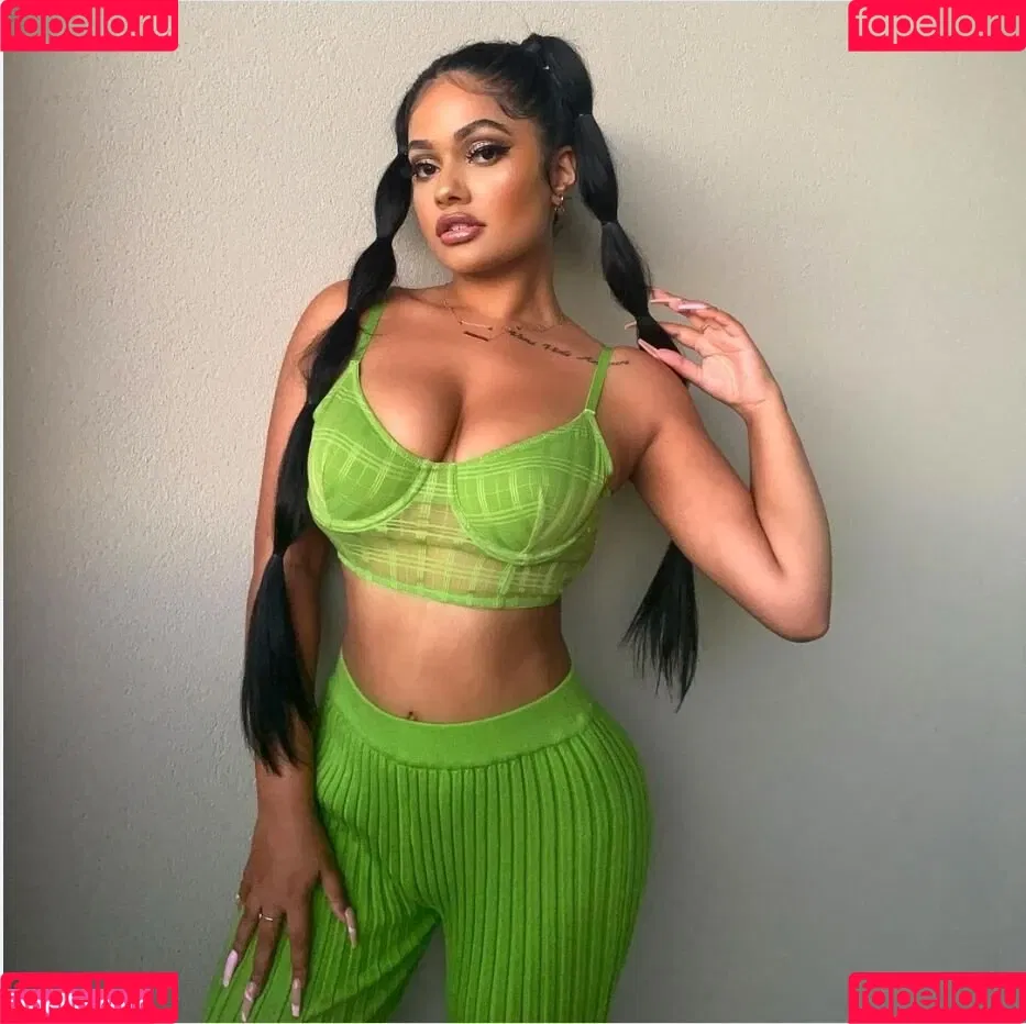 Ari Kumar Onlyfans Photo Gallery 
