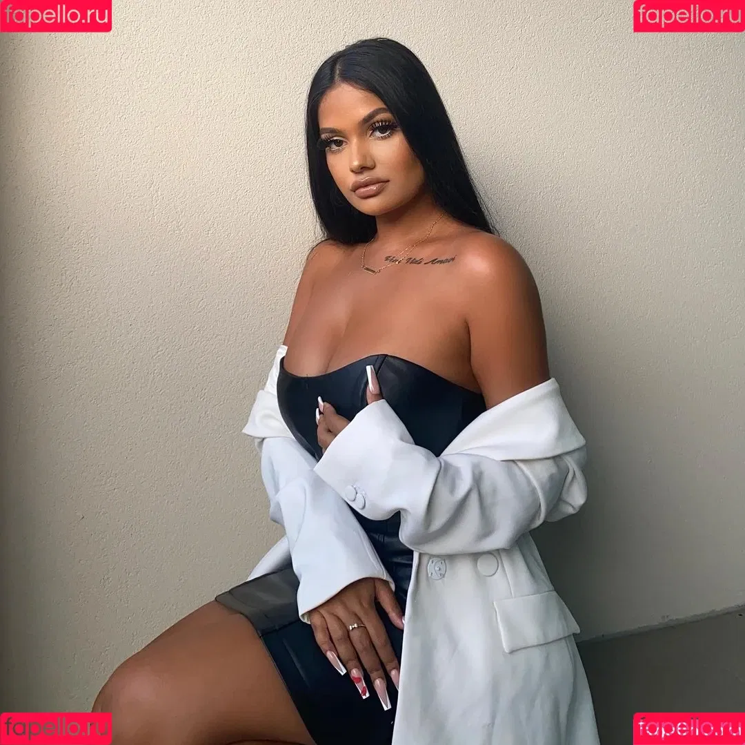 Ari Kumar Onlyfans Photo Gallery 