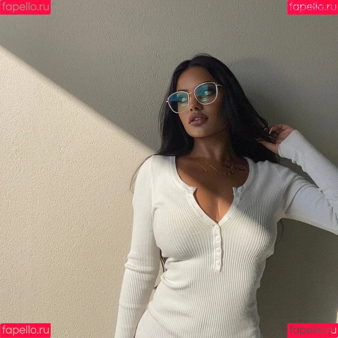Ari Kumar Onlyfans Photo Gallery 