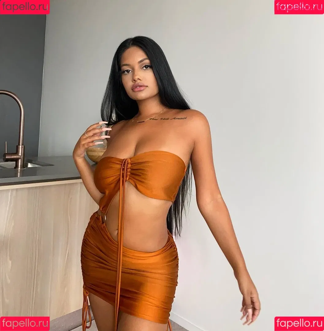 Ari Kumar Onlyfans Photo Gallery 