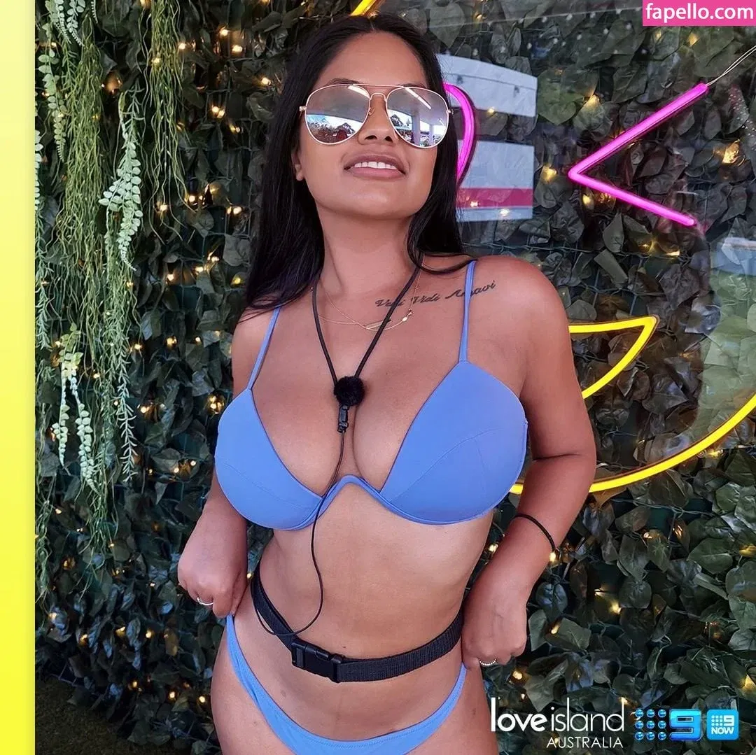 Ari Kumar Onlyfans Photo Gallery 