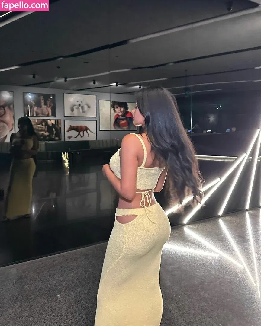 Ari Kumar Onlyfans Photo Gallery 