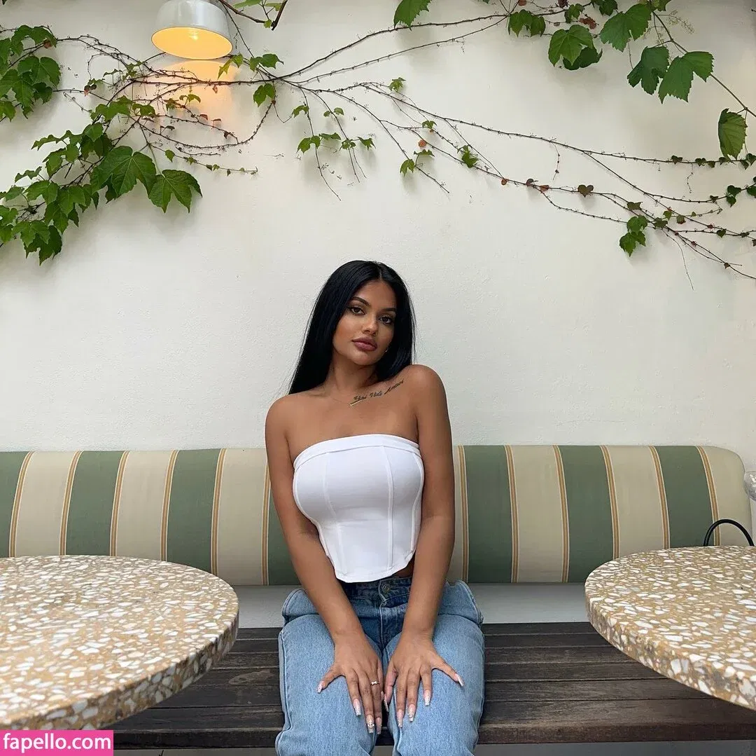 Ari Kumar Onlyfans Photo Gallery 