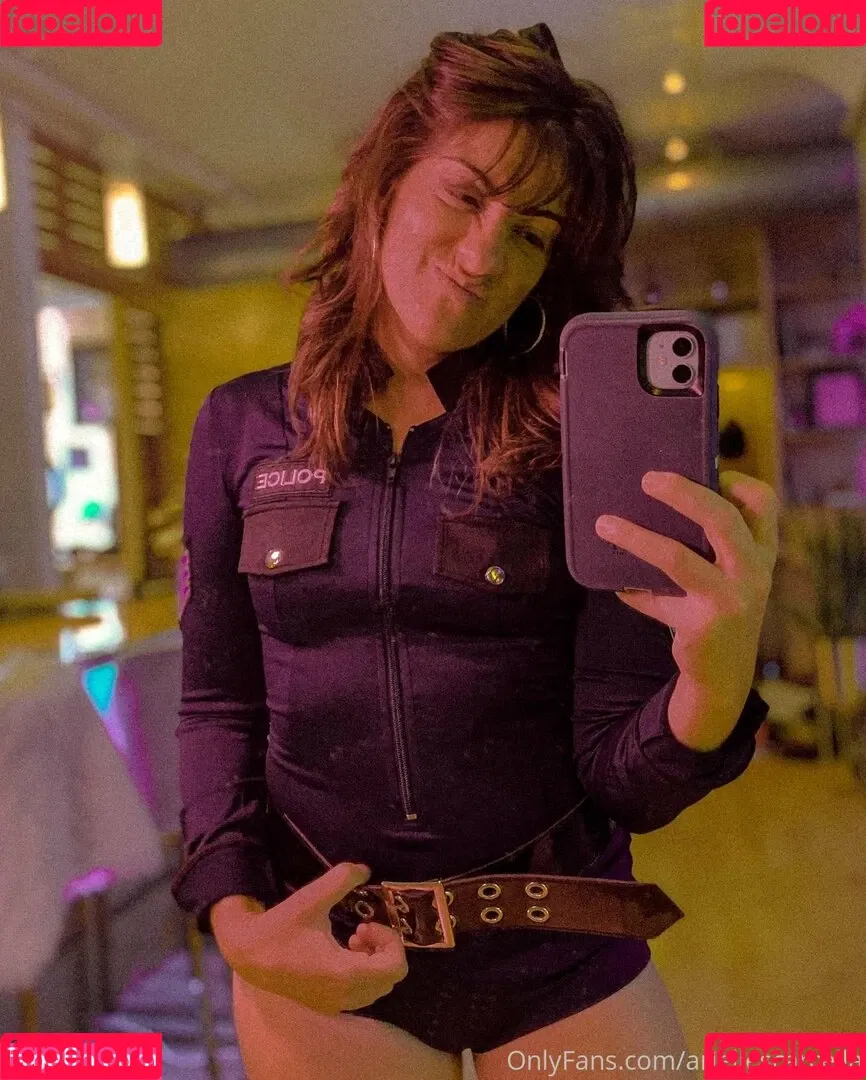 Arielle Scarcella Onlyfans Photo Gallery 