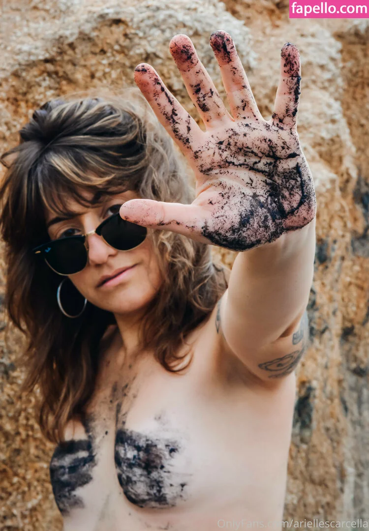 Arielle Scarcella Onlyfans Photo Gallery 