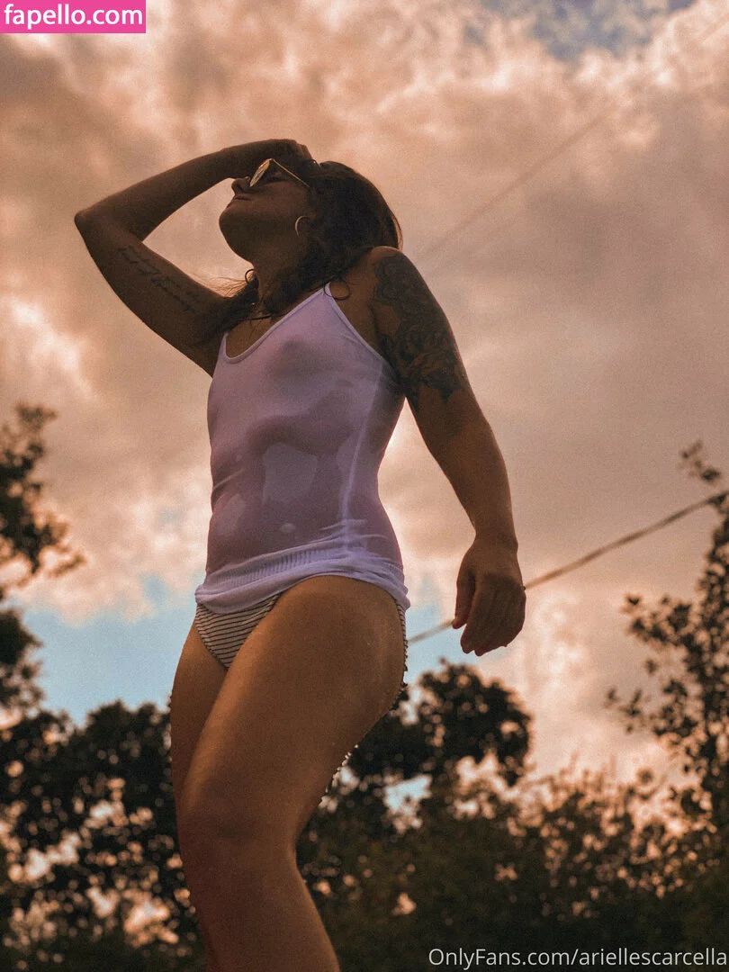 Arielle Scarcella Onlyfans Photo Gallery 