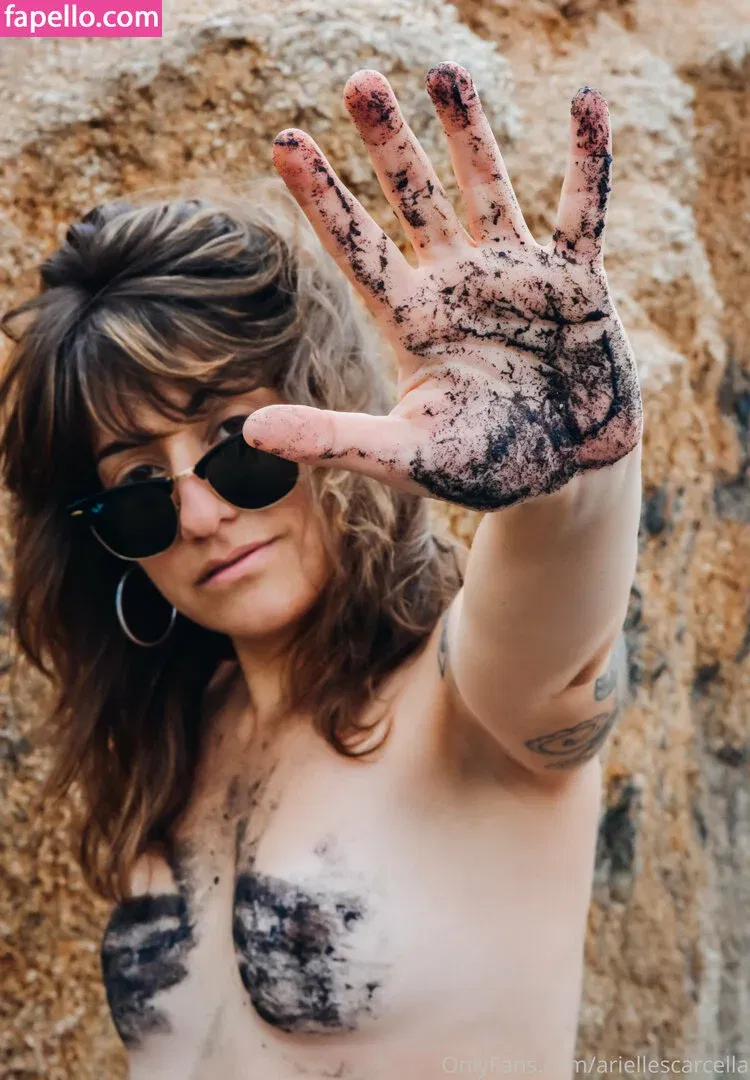 Arielle Scarcella Onlyfans Photo Gallery 