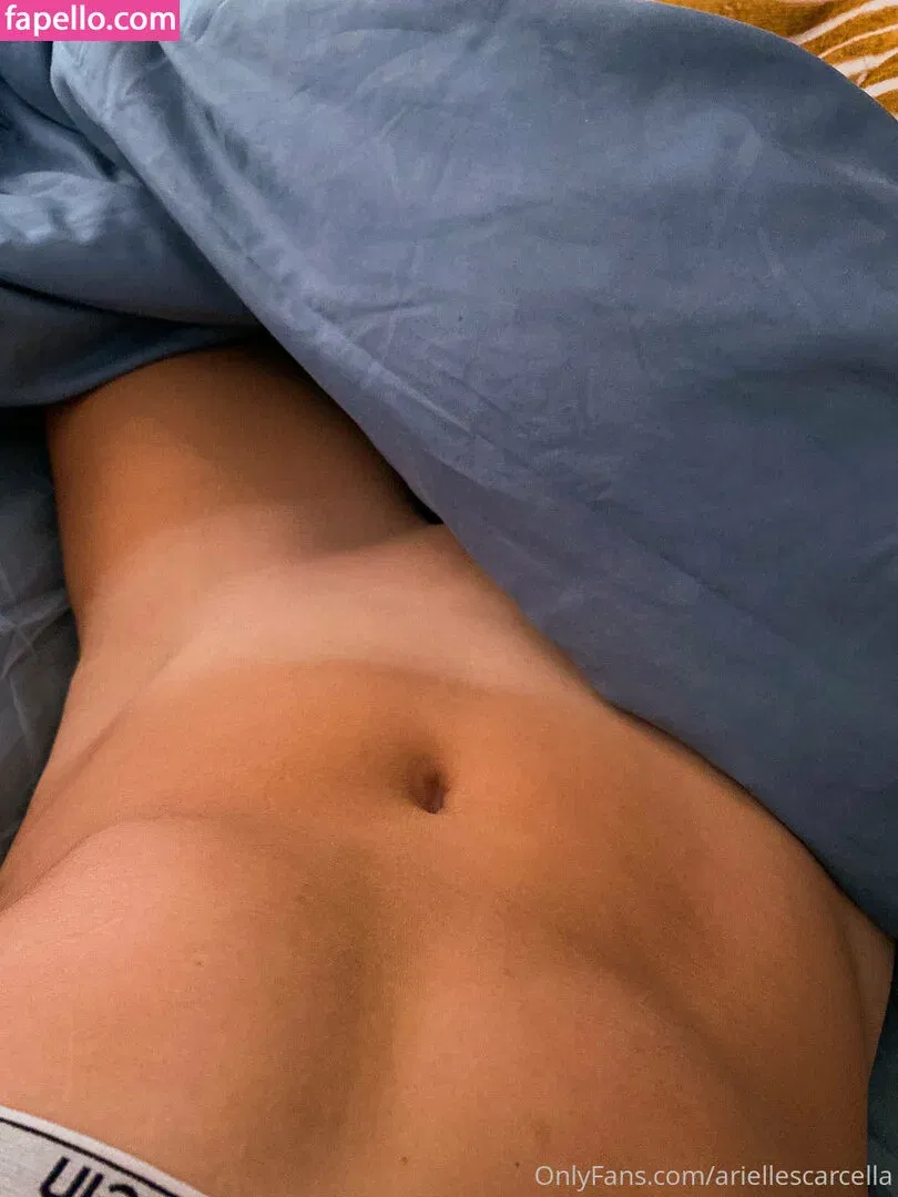 Arielle Scarcella Onlyfans Photo Gallery 