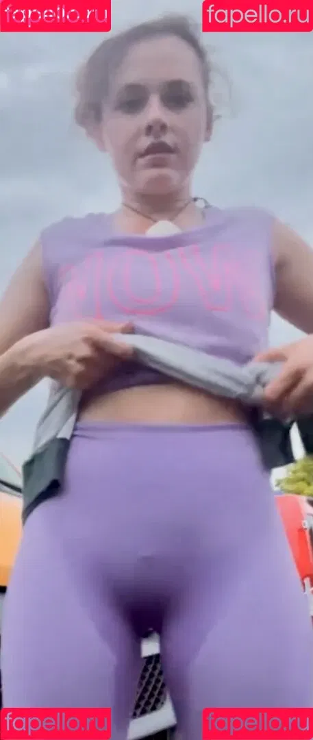 Yvonne Pferrer Onlyfans Photo Gallery 