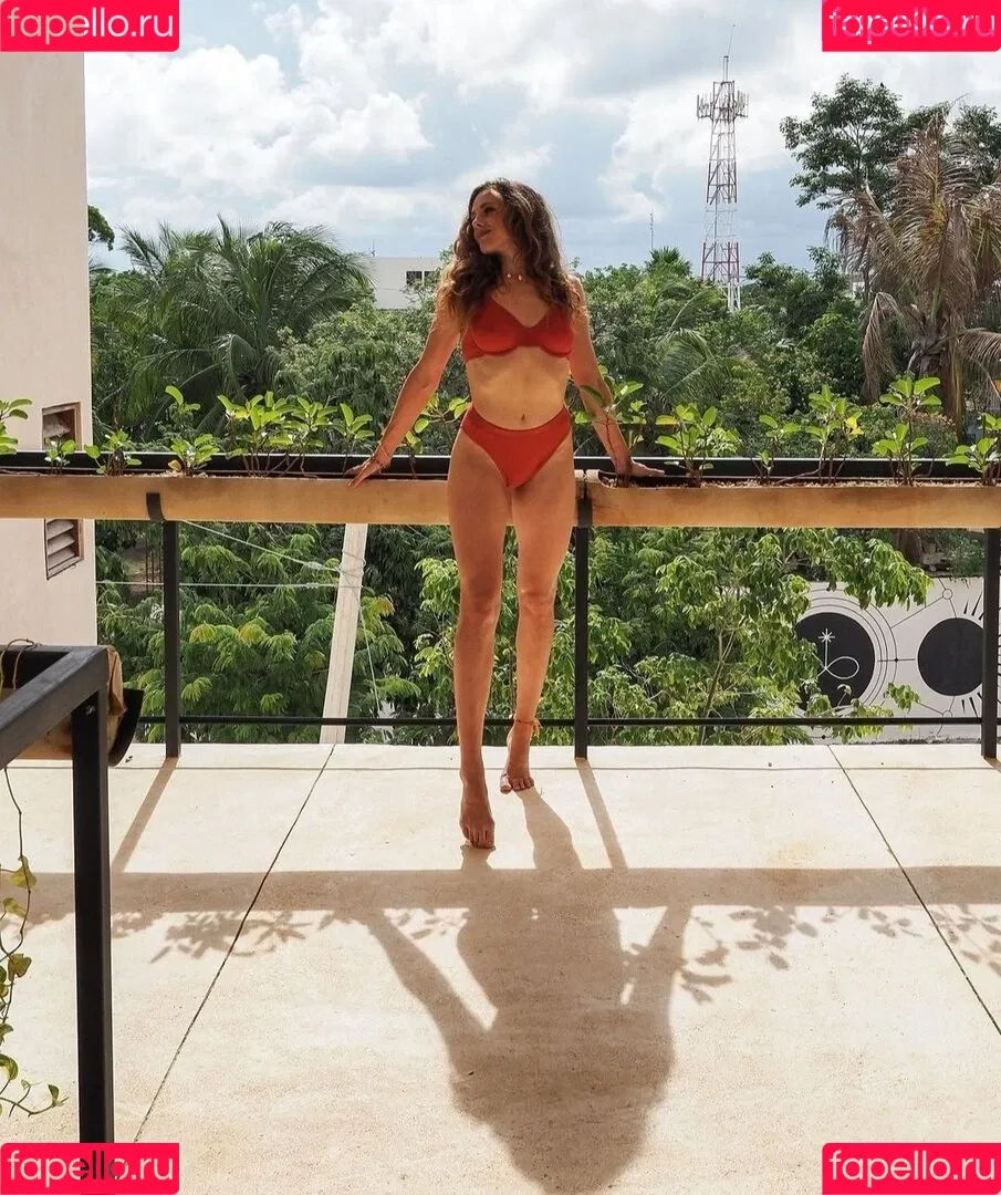 Yvonne Pferrer Onlyfans Photo Gallery 