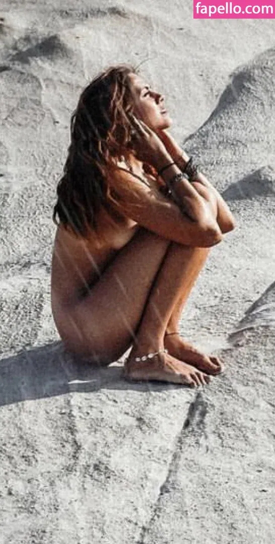 Yvonne Pferrer Onlyfans Photo Gallery 