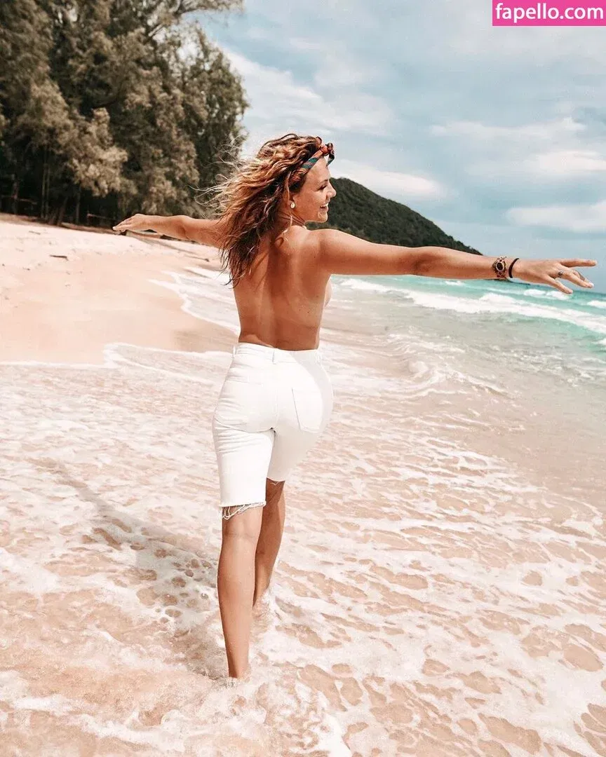 Yvonne Pferrer Onlyfans Photo Gallery 