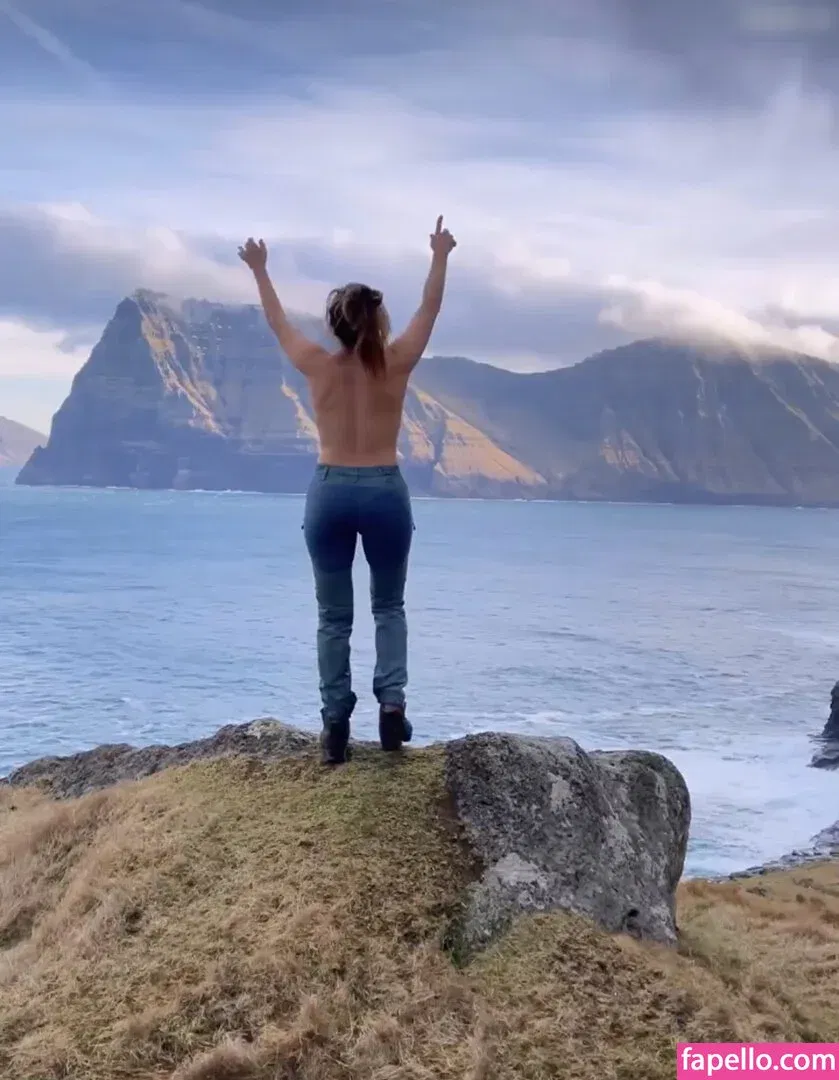 Yvonne Pferrer Onlyfans Photo Gallery 