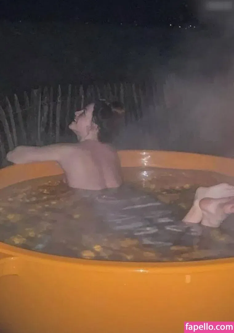 Yvonne Pferrer Onlyfans Photo Gallery 