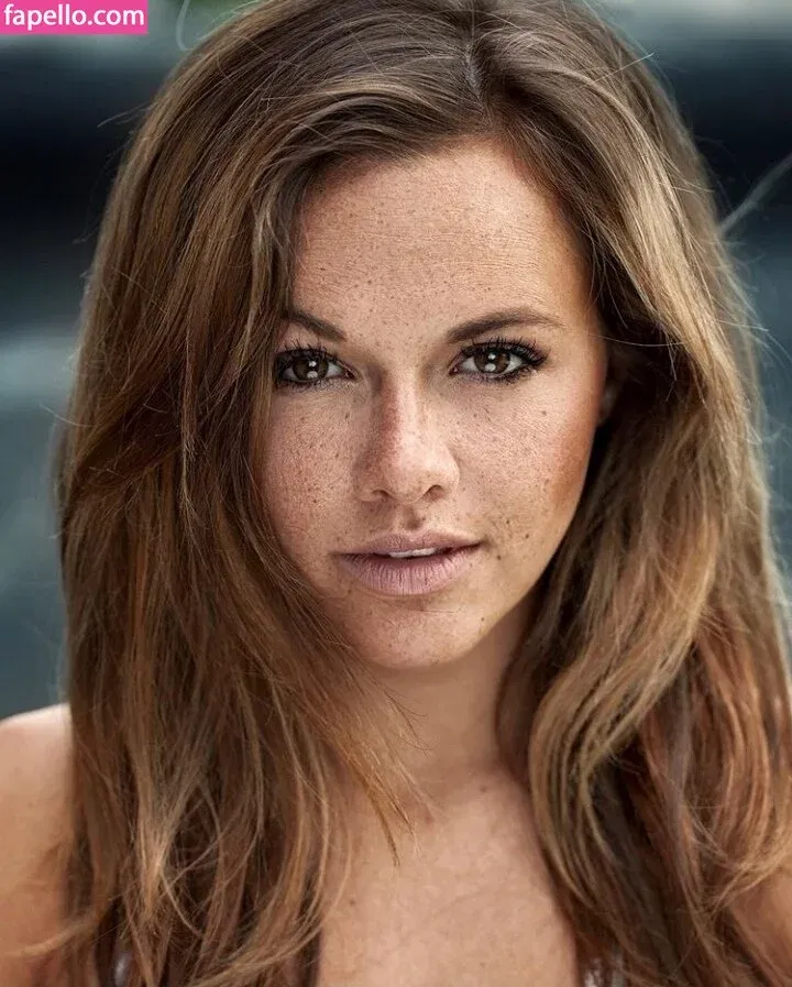 Yvonne Pferrer Onlyfans Photo Gallery 