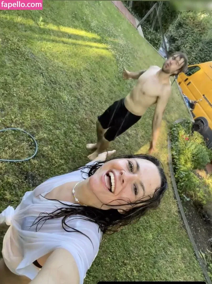 Yvonne Pferrer Onlyfans Photo Gallery 