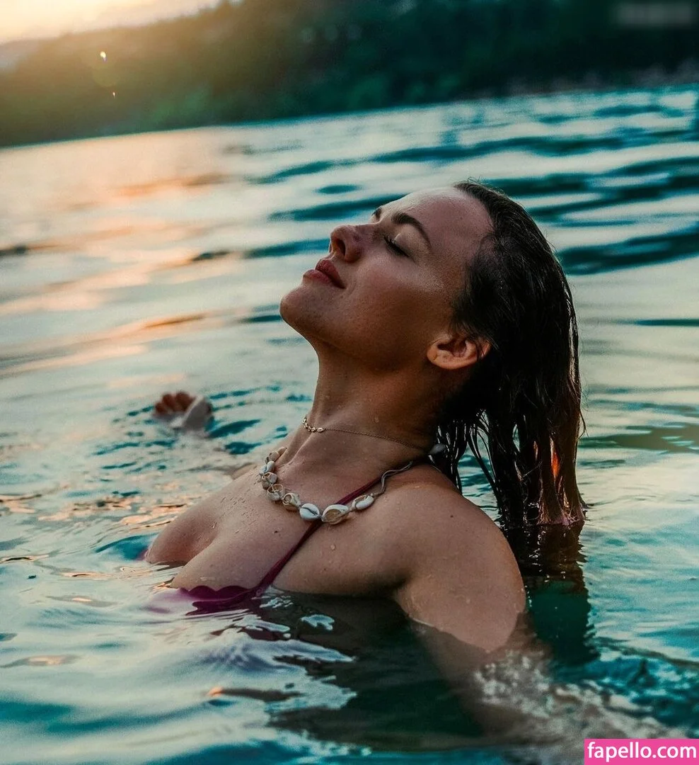 Yvonne Pferrer Onlyfans Photo Gallery 