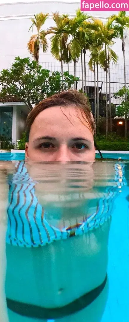 Yvonne Pferrer Onlyfans Photo Gallery 