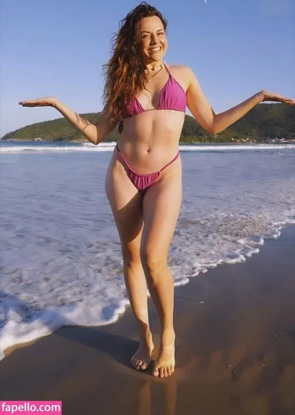 Yvonne Pferrer Onlyfans Photo Gallery 