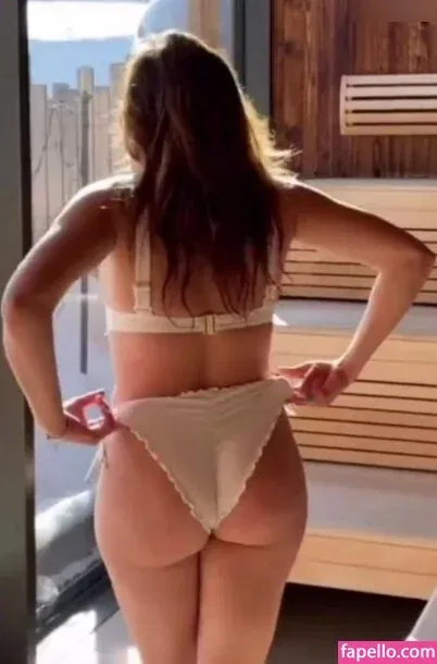 Yvonne Pferrer Onlyfans Photo Gallery 