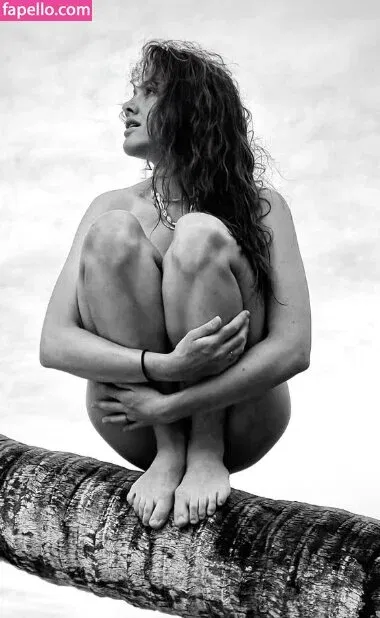 Yvonne Pferrer Onlyfans Photo Gallery 