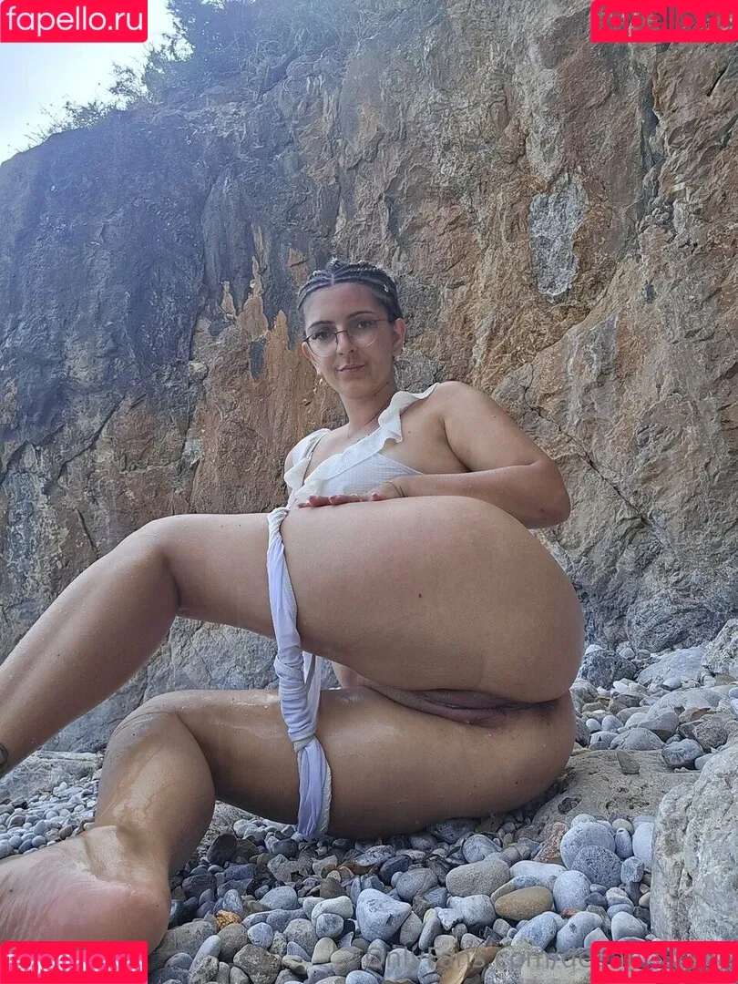BrilliantDeea Onlyfans Photo Gallery 