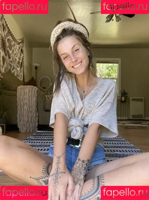 Kali Gayatri Onlyfans Photo Gallery 