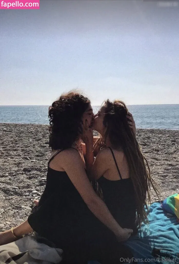 Kali Gayatri Onlyfans Photo Gallery 