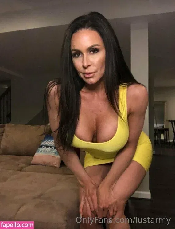 lustarmy Onlyfans Photo Gallery 