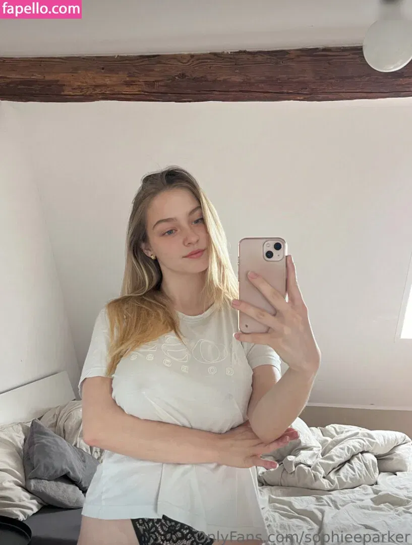 SophieeParker Onlyfans Photo Gallery 
