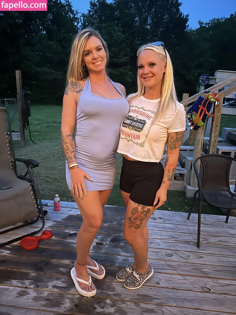 cjhotwife Onlyfans Photo Gallery 