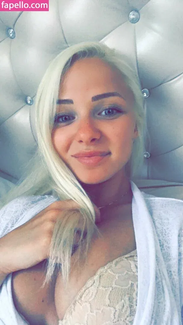 InnocentBaby9 Onlyfans Photo Gallery 