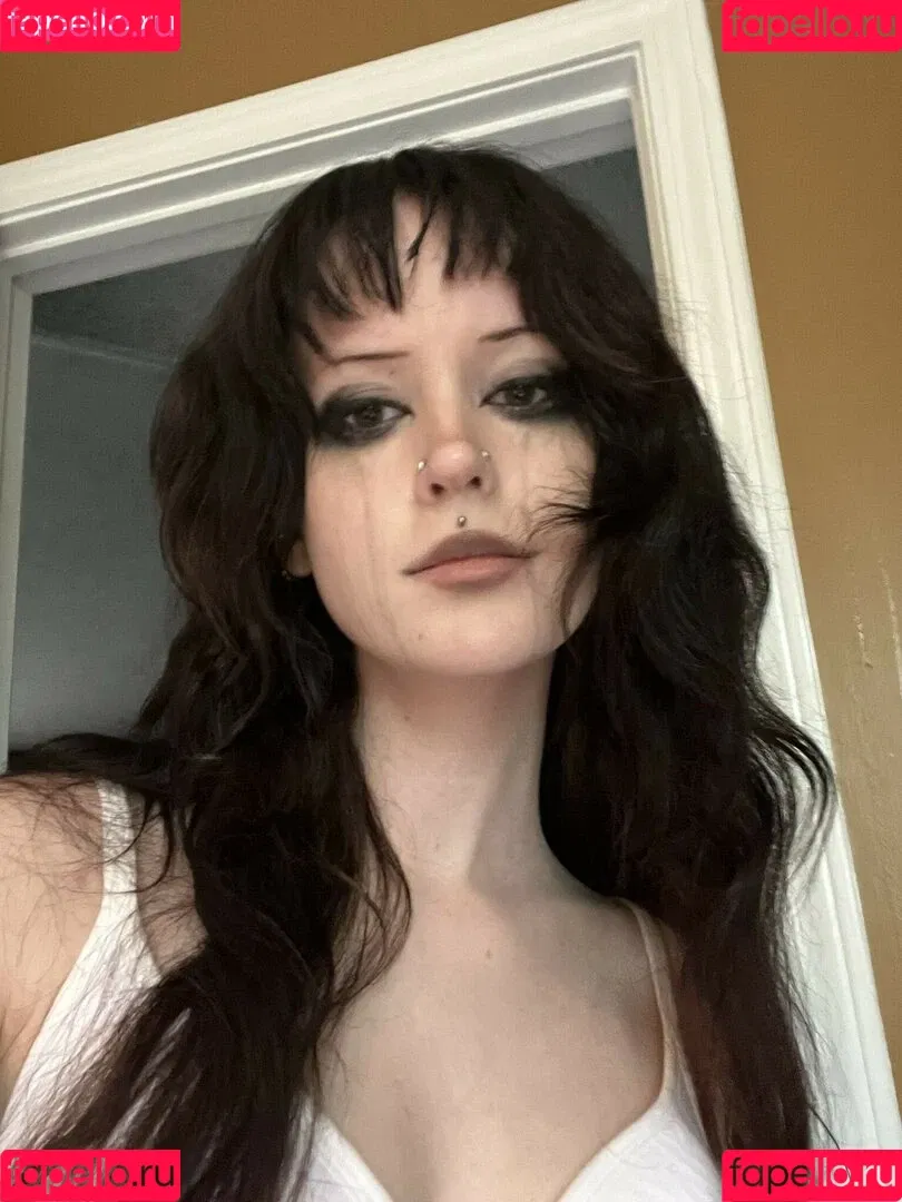 Gutknot Onlyfans Photo Gallery 