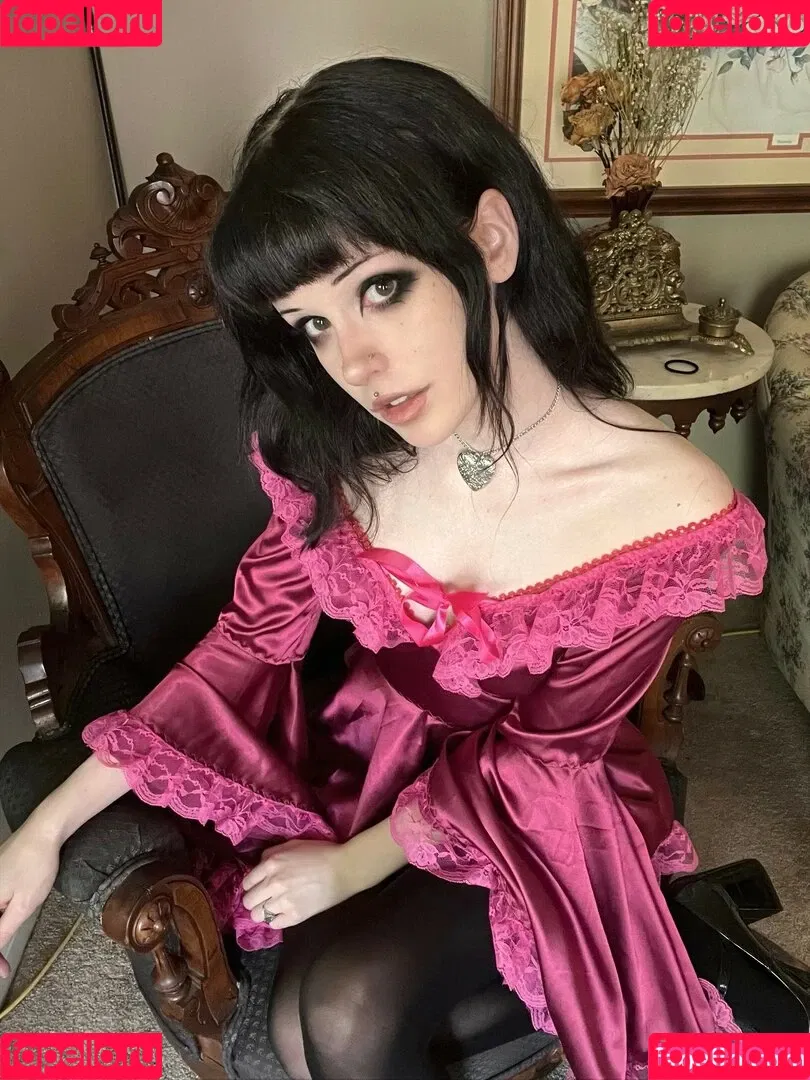 Gutknot Onlyfans Photo Gallery 